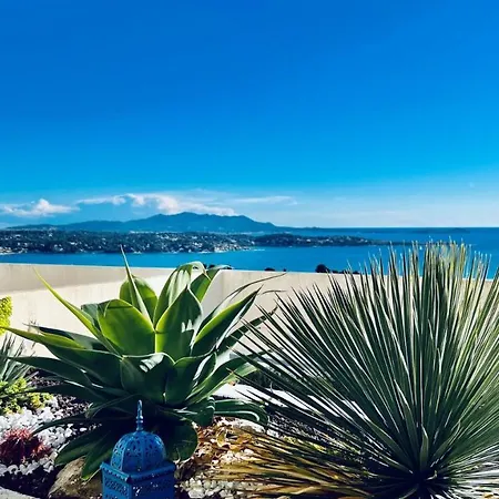 Vue Panoramique - Grande Terrasse Et Piscine Apartment *